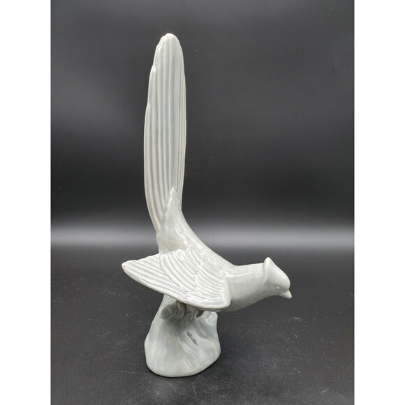 Blue Jay Bird Ceramic Figurine Gray Color #1307 Mid-Century Modern NICE!! - Picture 1 of 11